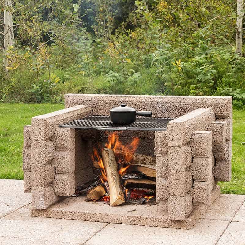 foyer extérieur le Pique-Nique avec rang-additionnel et grille fonte