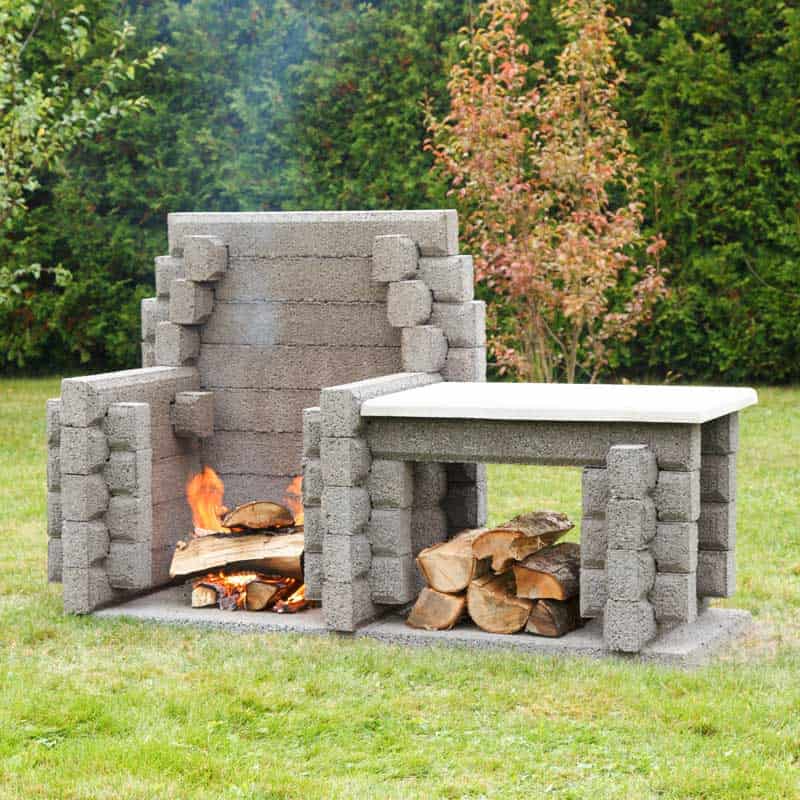 Foyer exterieur Campagnard à dossier pierre seule