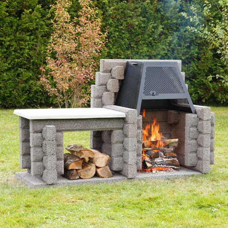 foyer exterieur Le Campagnard a dossier avec pare-étincelles assemblage à gauche